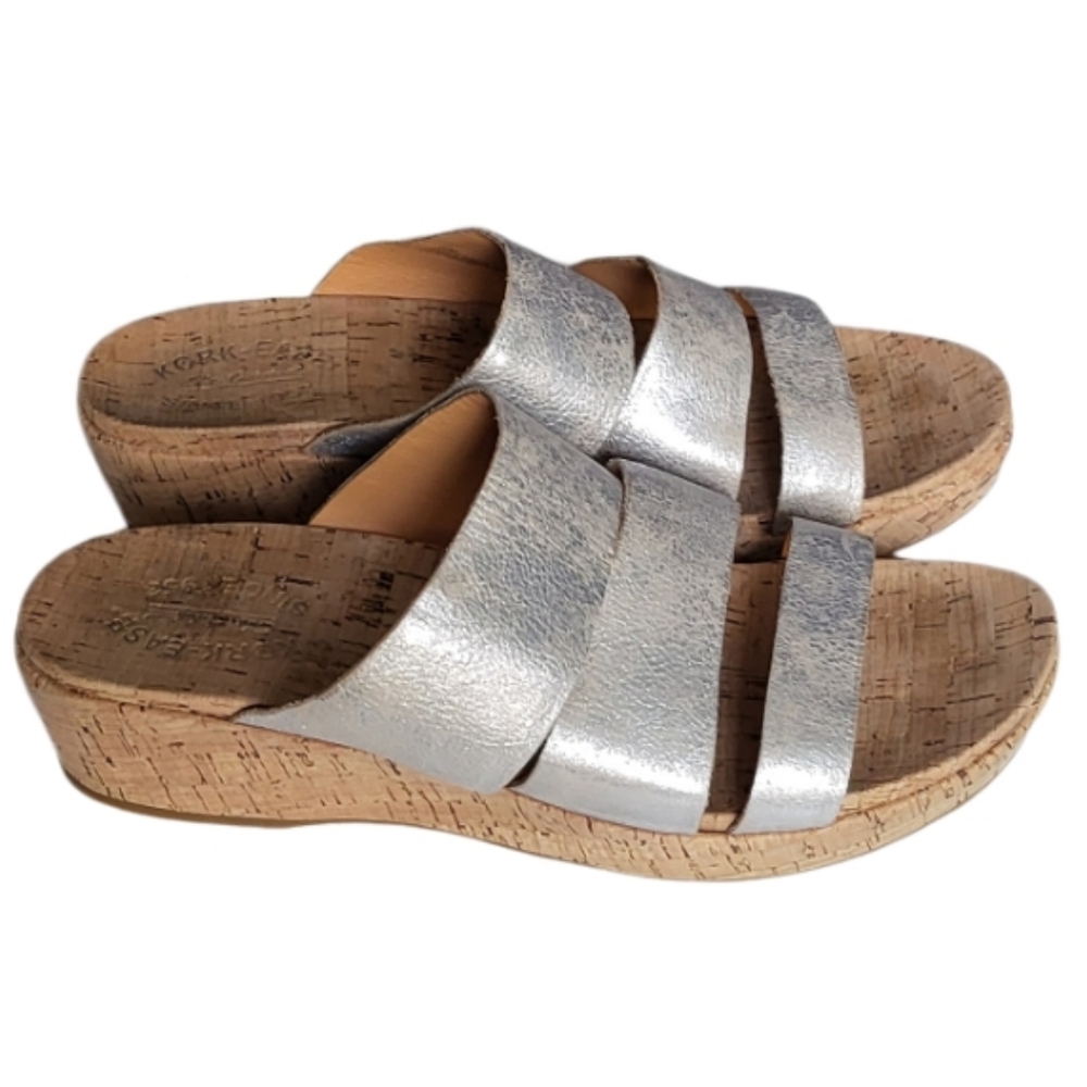 KORK-EASE Women's Menzie Leather Sandal. Size 10M